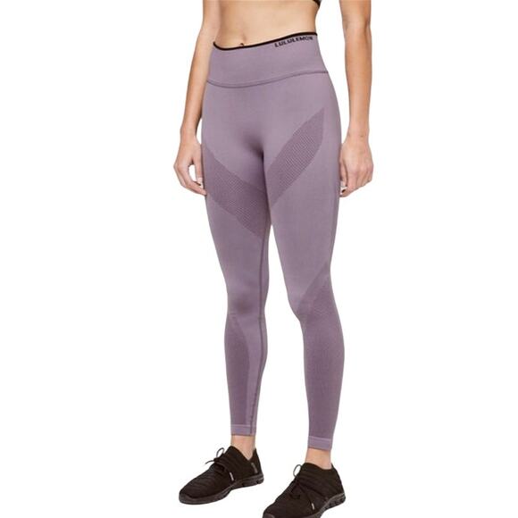 lululemon athletica Pants - Lululemon Iconic Sweat Tight in Graphite Purple / Black size 6